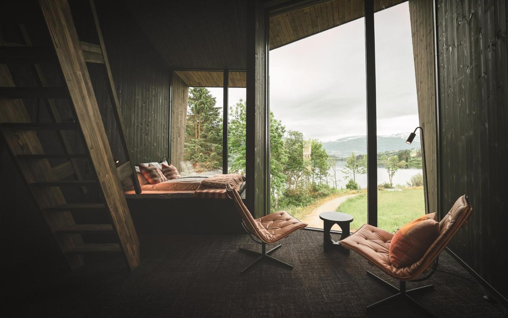 Elva Hotel Skulestadmo Exterior photo